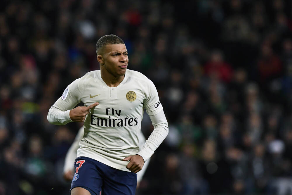 个人存取款超5万不再登记：该严则严，当放则放